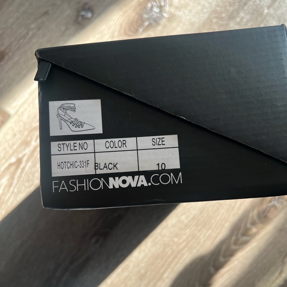 pointy strappy heels - Picture 7 of 7